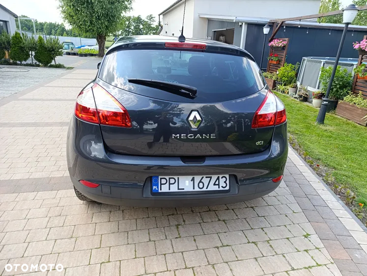 Renault Megane 1.5 dCi Limited EDC - 5