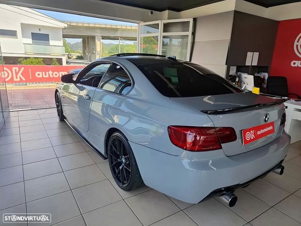 BMW 320 d Coupe Edição M Auto - 7