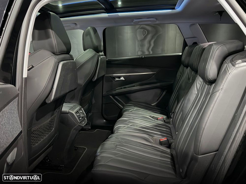Peugeot 5008 1.2 PureTech Allure Pack EAT8 - 32