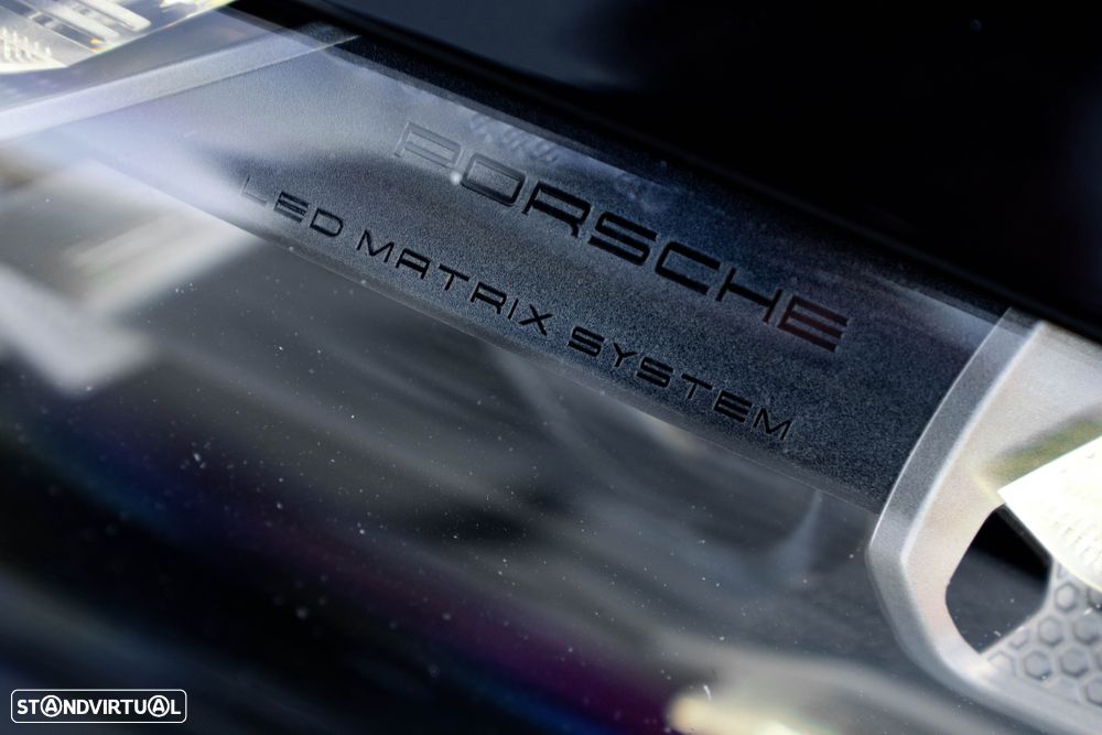 Porsche Taycan 4S - 20