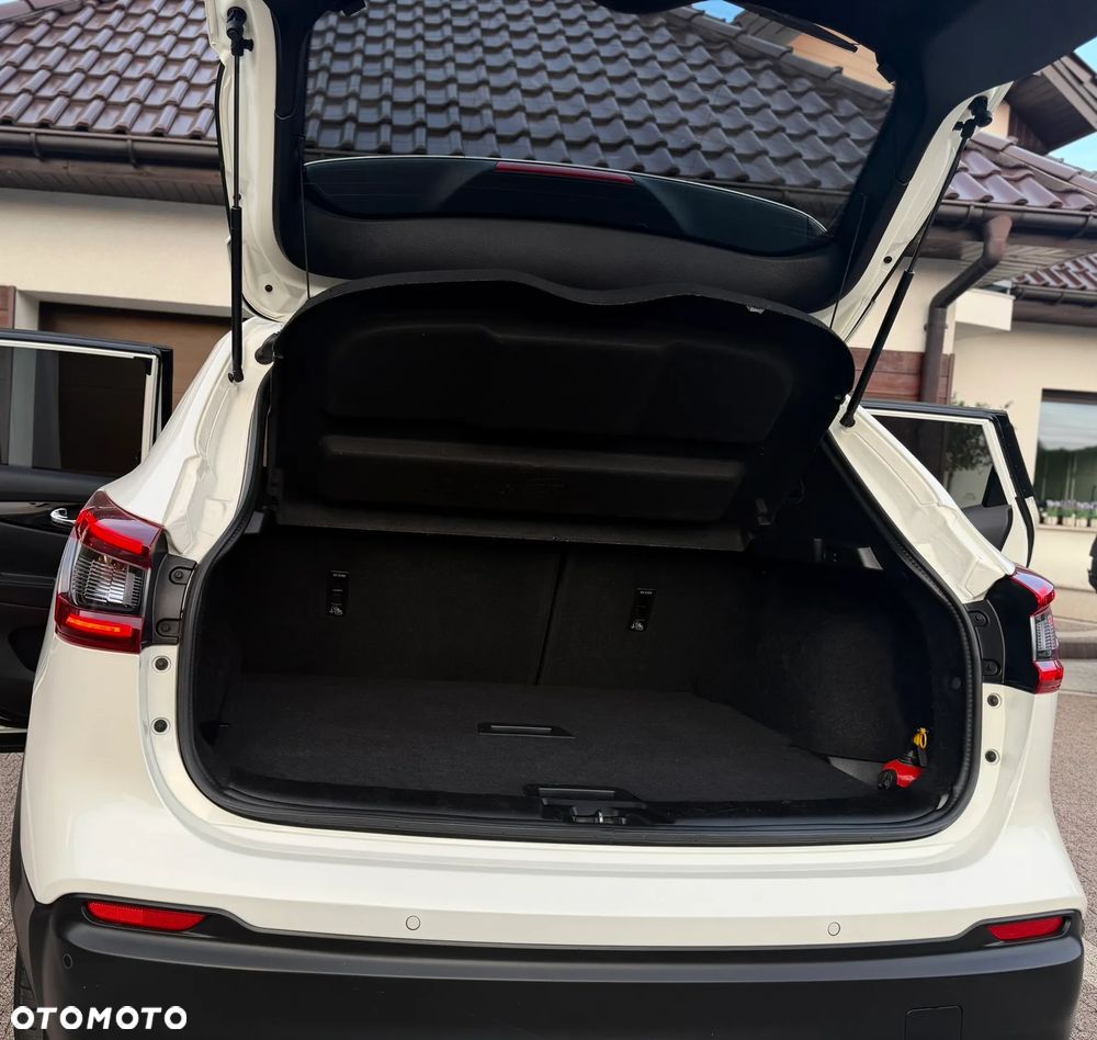 Nissan Qashqai 1.3 DIG-T Tekna+ - 25