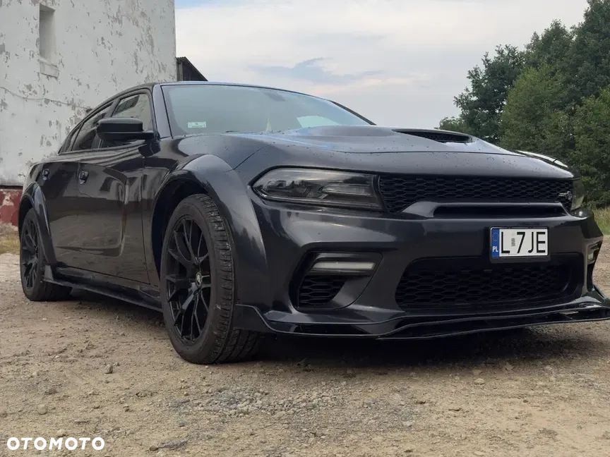 Dodge Charger - 1