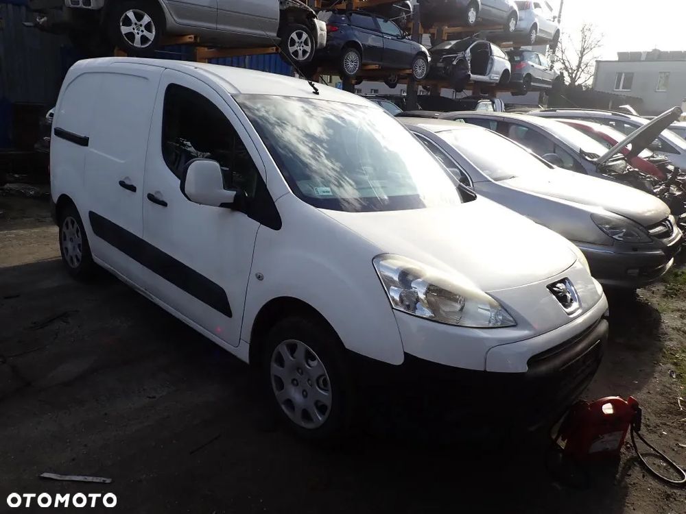 CZĘŚCI - Peugeot Partner II 1,6 HDI 90KM 9HX 10JBCB 5B lakier EWPA 2009r. INDEX - 9762 - 2