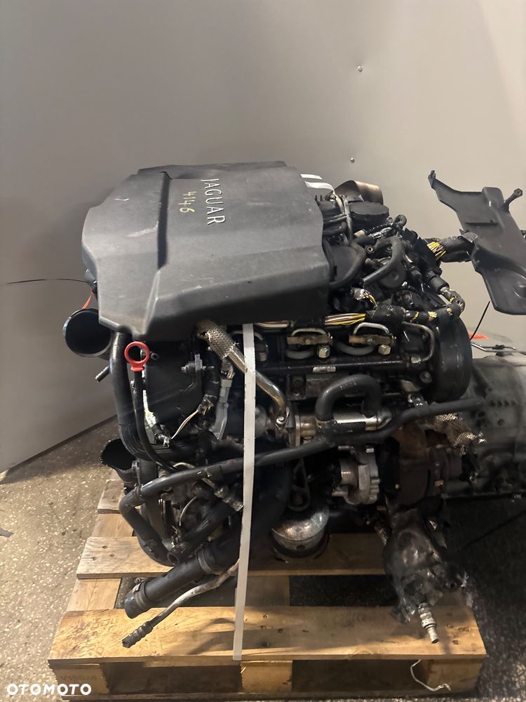 Silnik kompletny  Jaguar S-type XF XJ 2.7 D V6 AJD  FILM video  ajd-v6 276dt f - 7