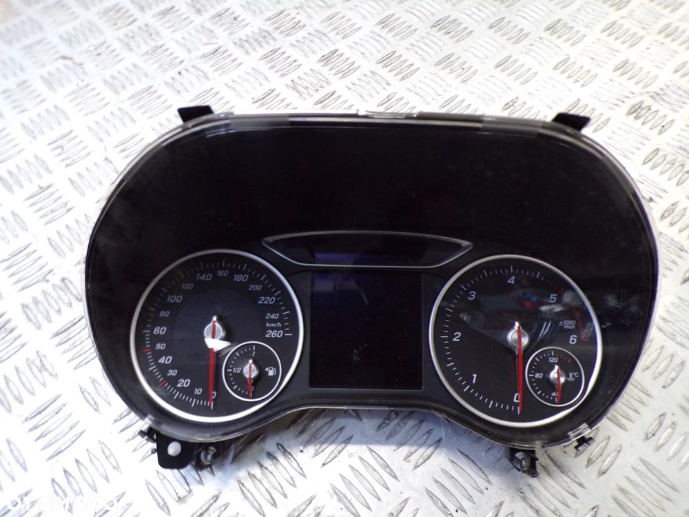 LICZNIK ZEGAR MERCEDES W176 A200CDI 136 KM A1769007503 - 2