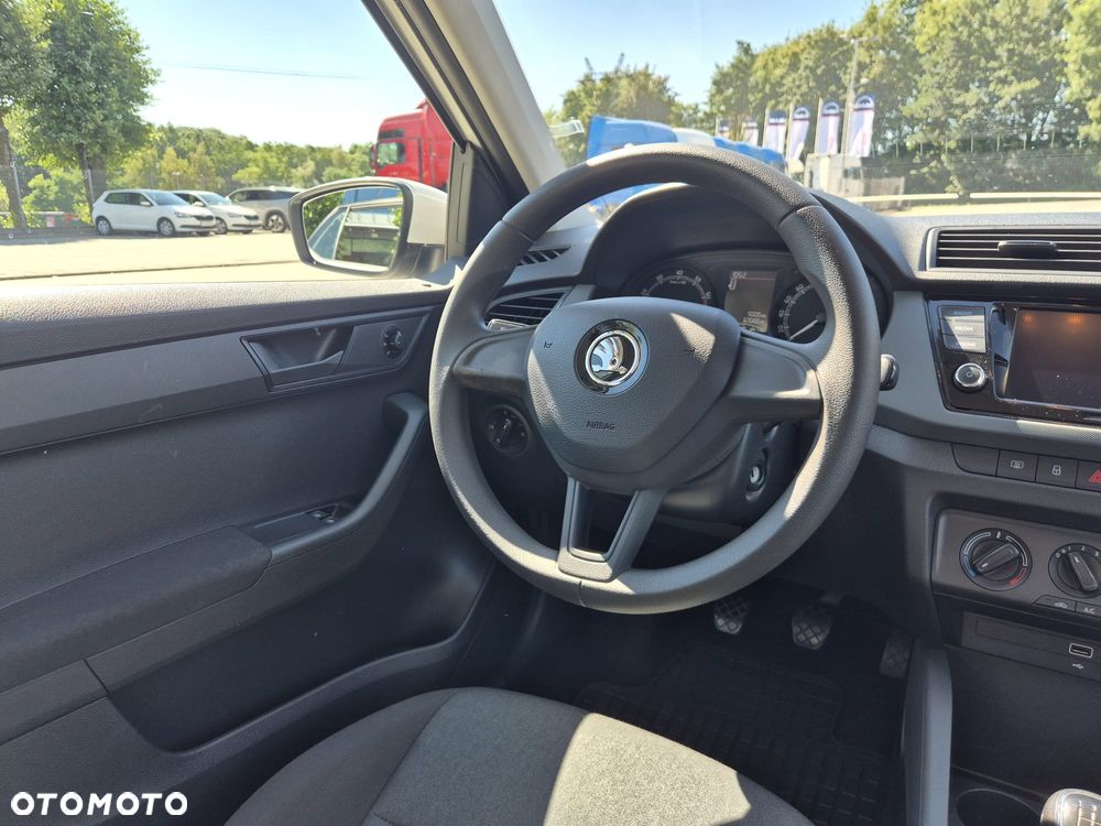 Skoda Fabia - 9