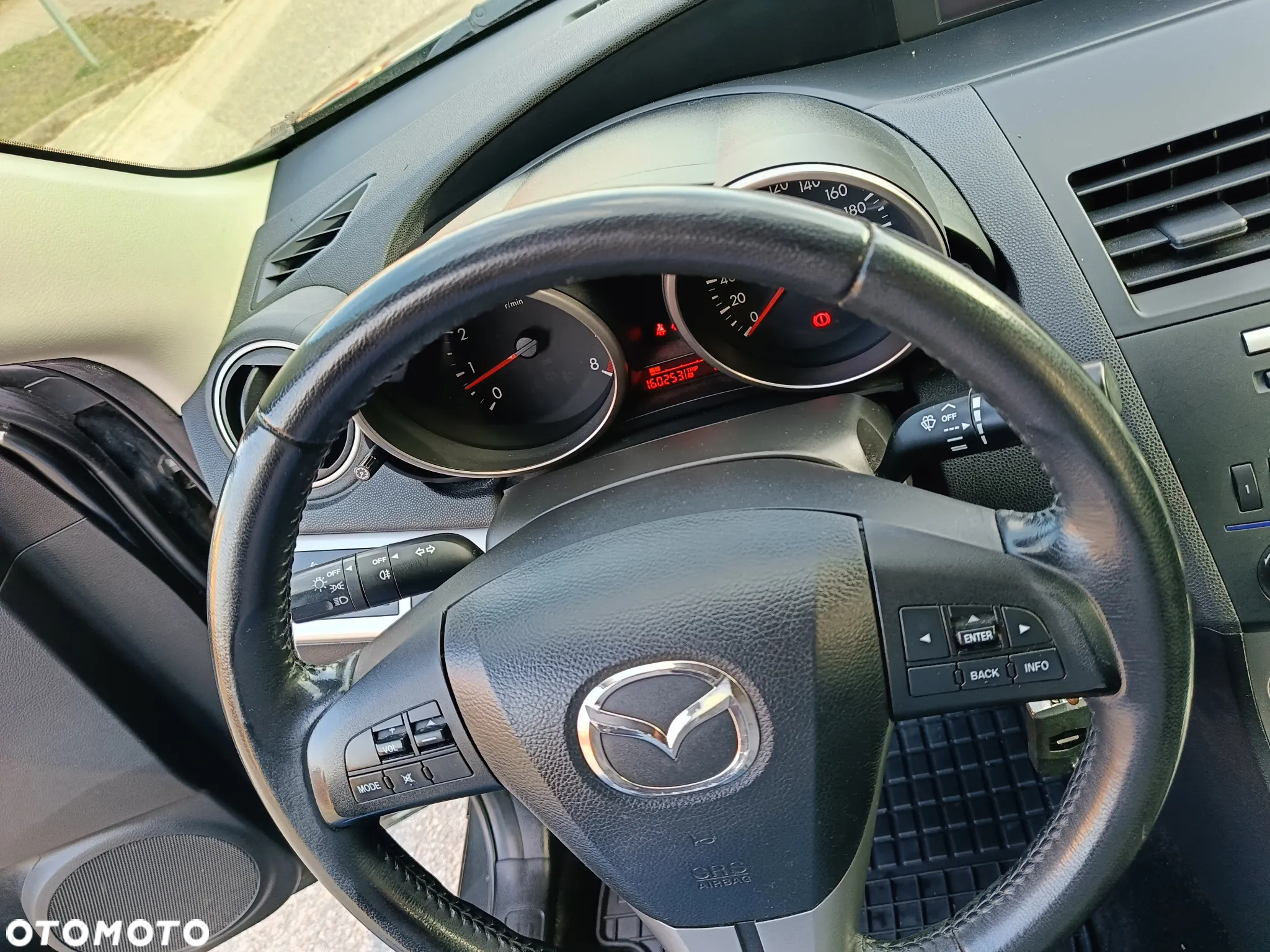 Mazda 3 1.6 Active - 31
