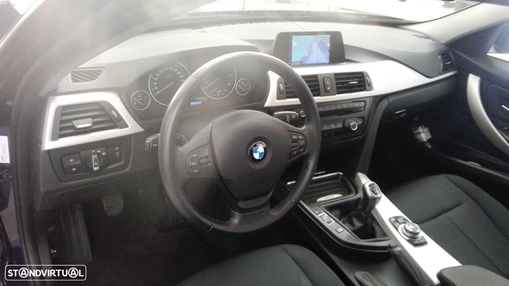 BMW 318 d Touring Navigation - 11