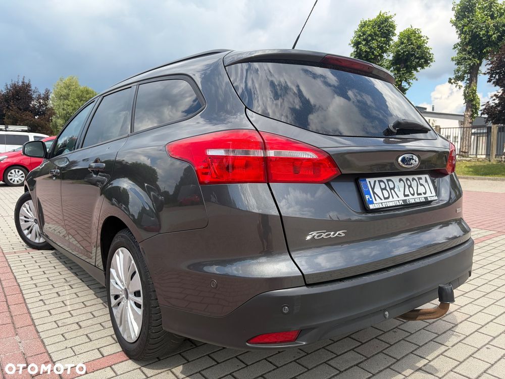 Ford Focus 1.0 EcoBoost Gold X (Trend) - 16