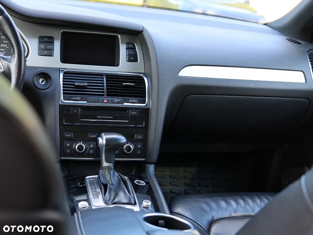 Audi Q7 - 28