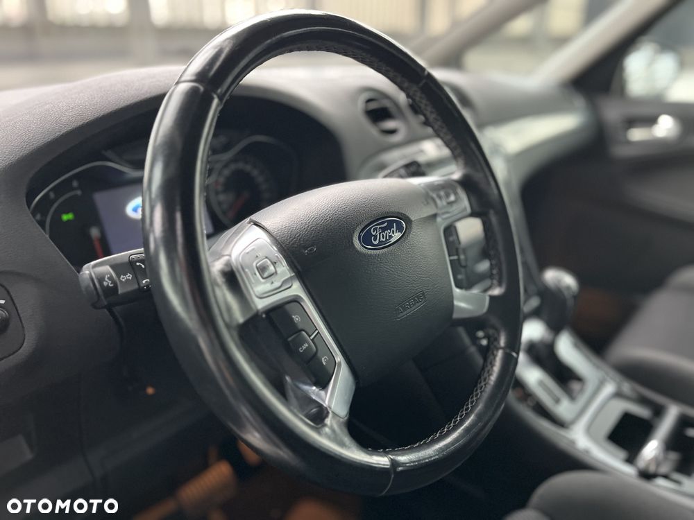 Ford S-Max 2.0 TDCi DPF Titanium - 16