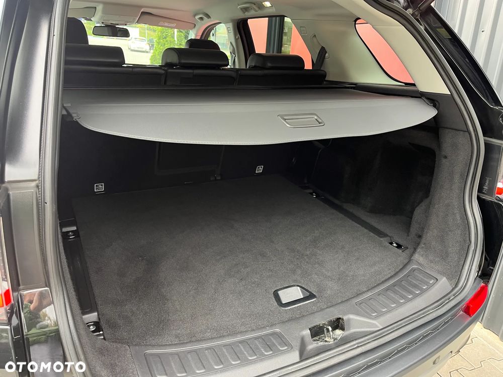 Land Rover Discovery Sport TD4 HSE Luxury - 11