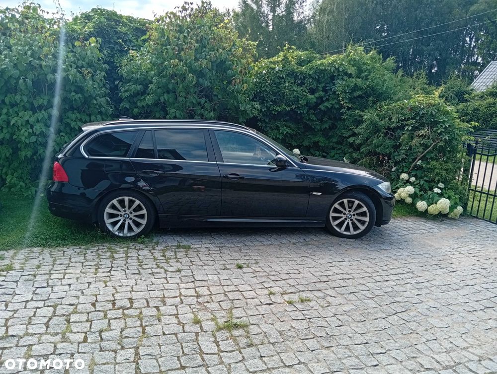 BMW Seria 3 - 1