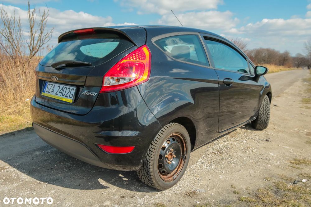 Ford Fiesta - 6