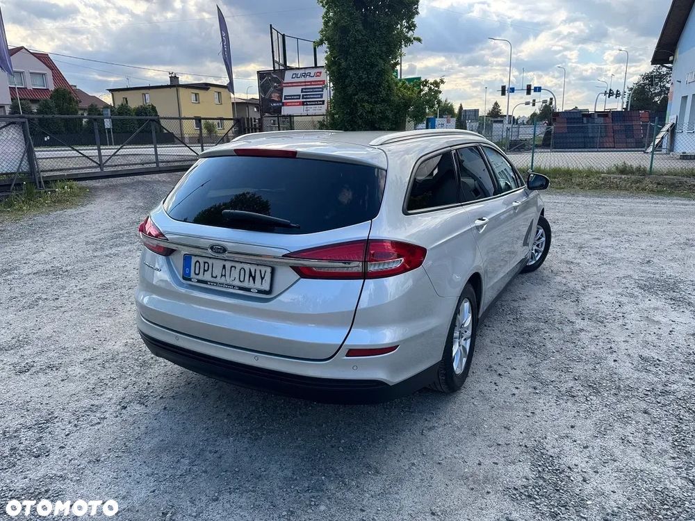 Ford Mondeo - 10