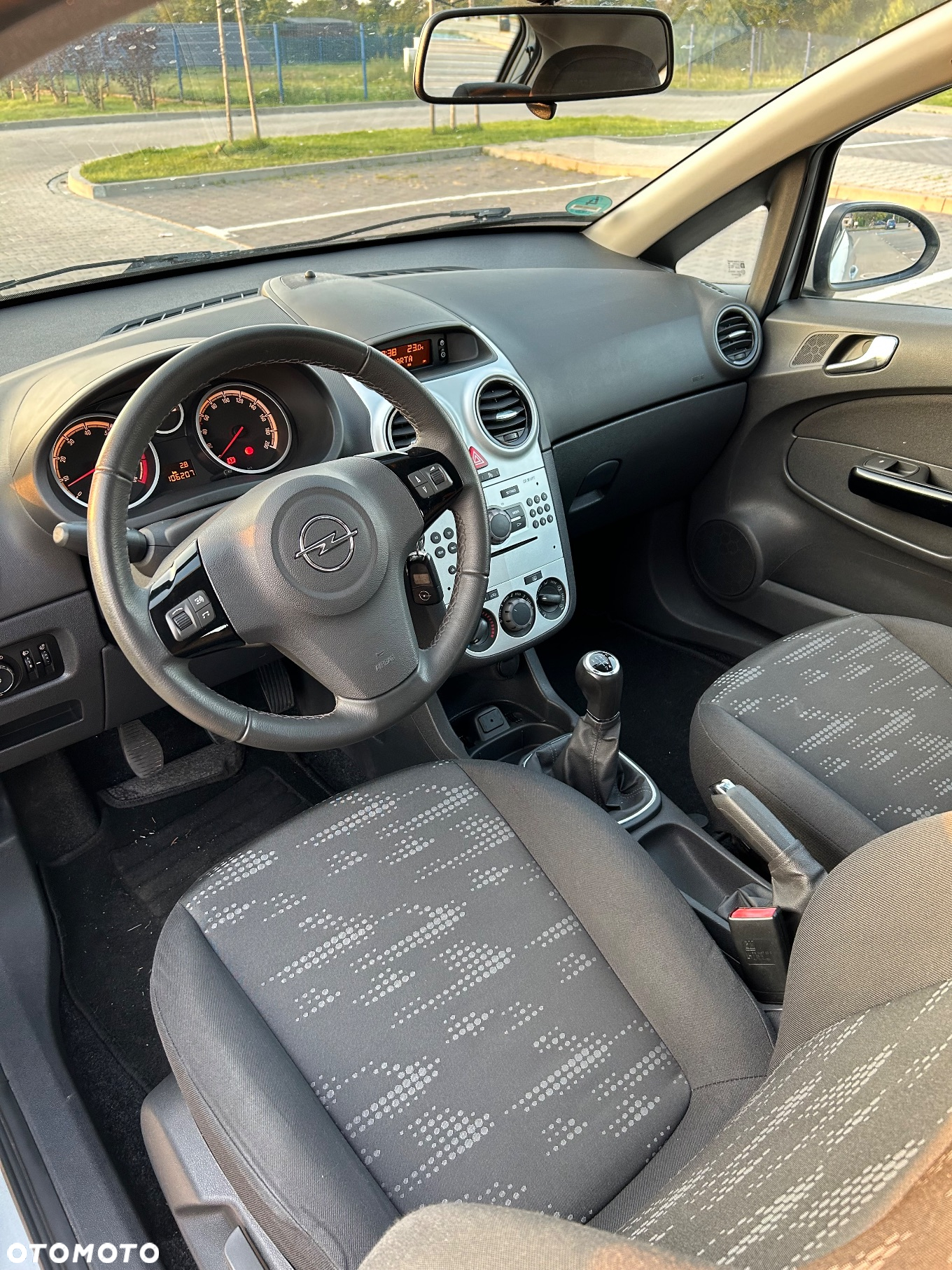 Opel Corsa 1.2 16V Enjoy - 16