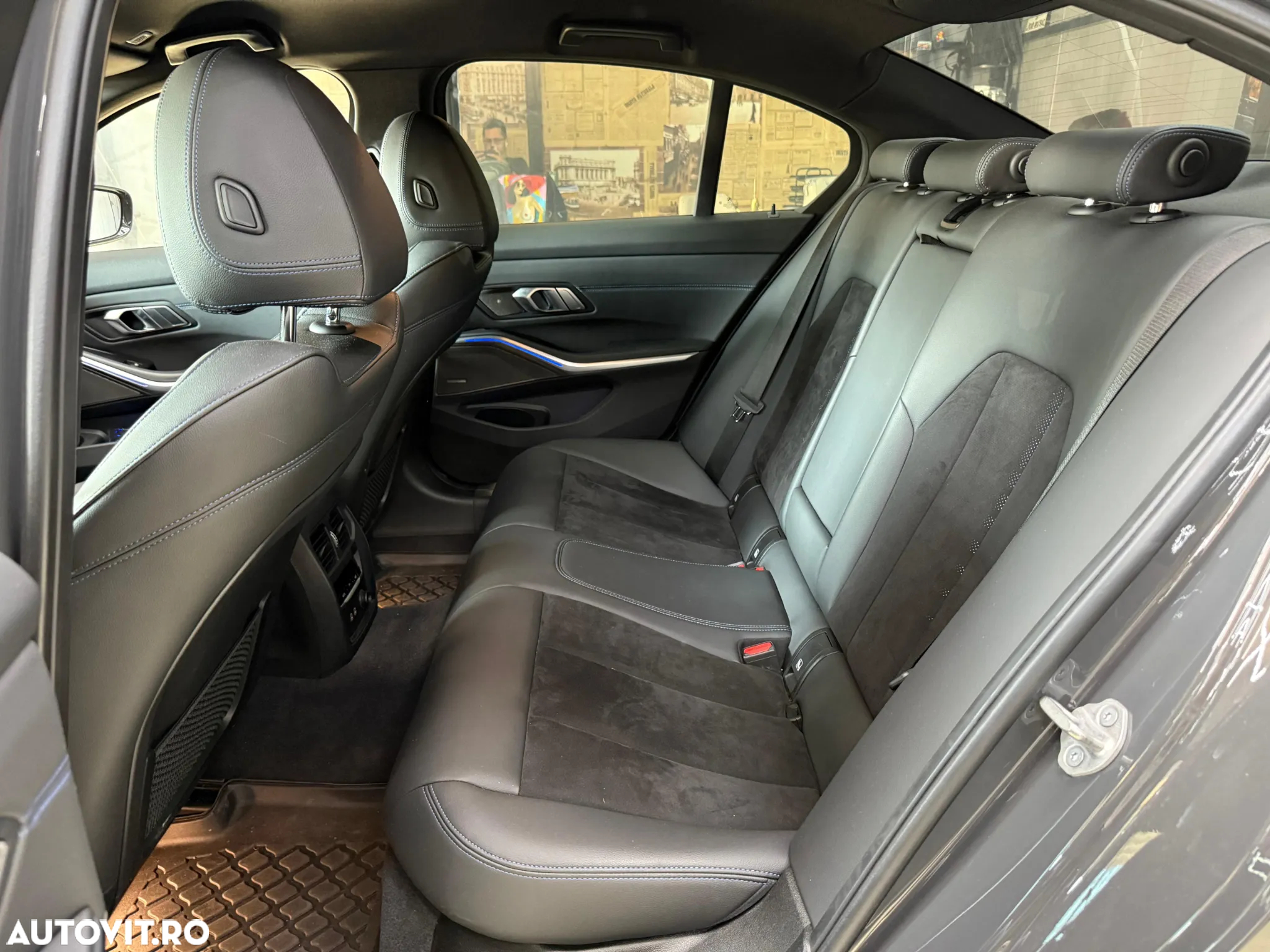 BMW Seria 3 330i xDrive Aut. M Sport - 29