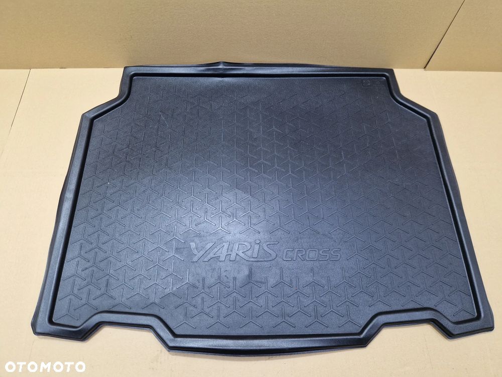 MATA WYKŁADZINA PODŁOGA BAGAŻNIKA TOYOTA YARIS CROSS PW241-0D002