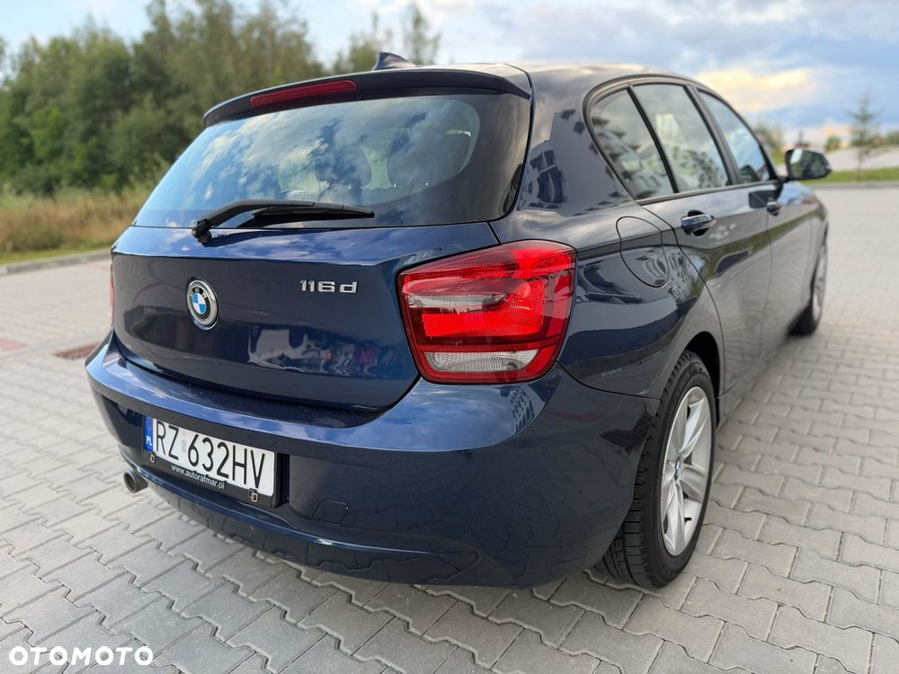 BMW Seria 1 116d Sport Line - 10