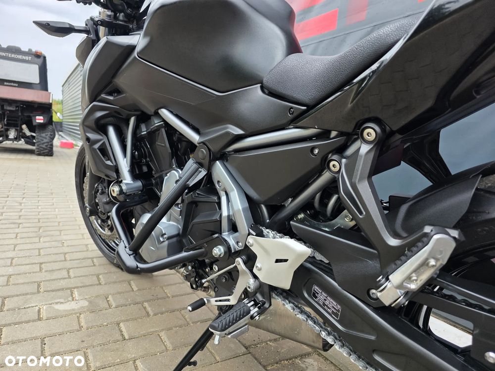 Kawasaki Z 650 - 8