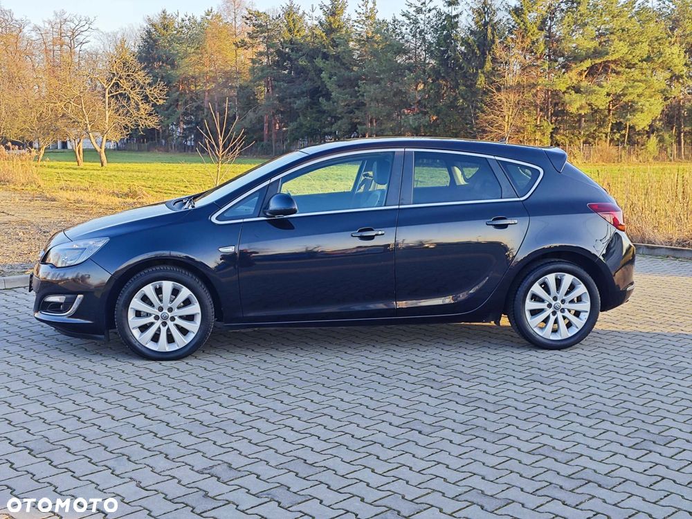 Opel Astra 1.4 Turbo Cosmo - 9