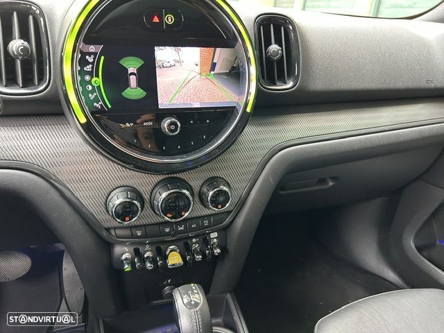 MINI Countryman Cooper SE ALL4 Yours Auto - 8
