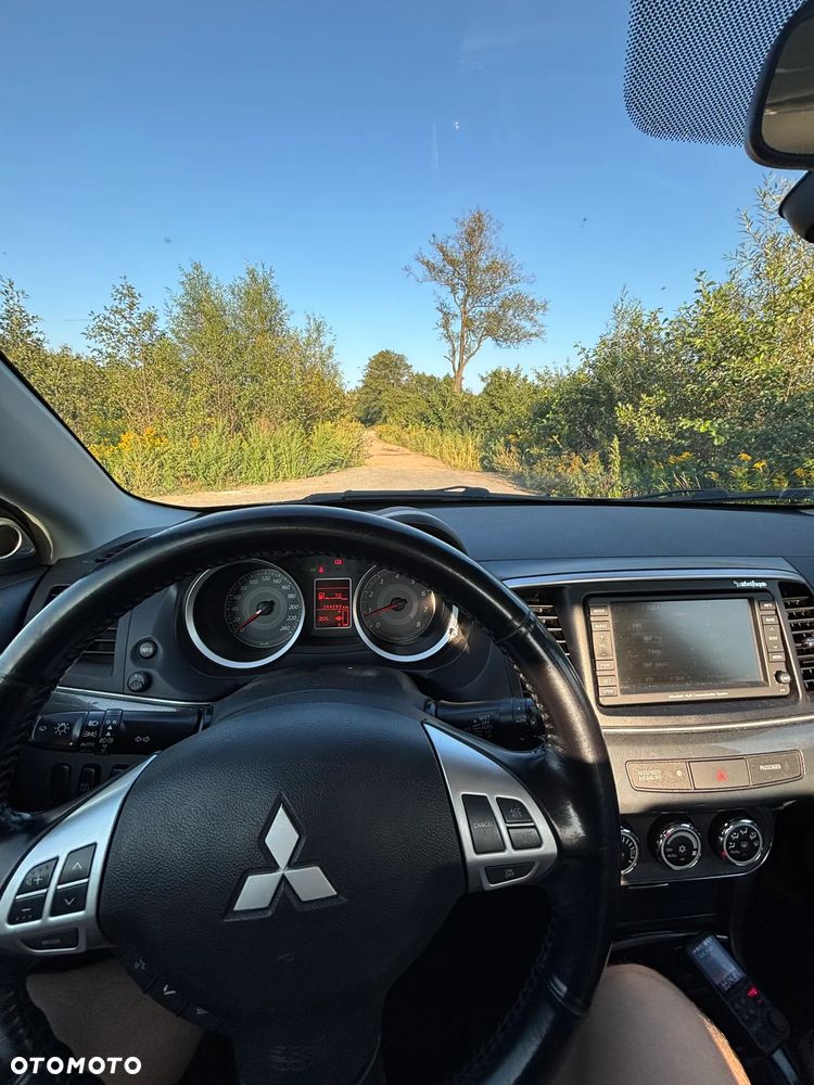 Mitsubishi Lancer 1.8 Instyle NAVI - 15