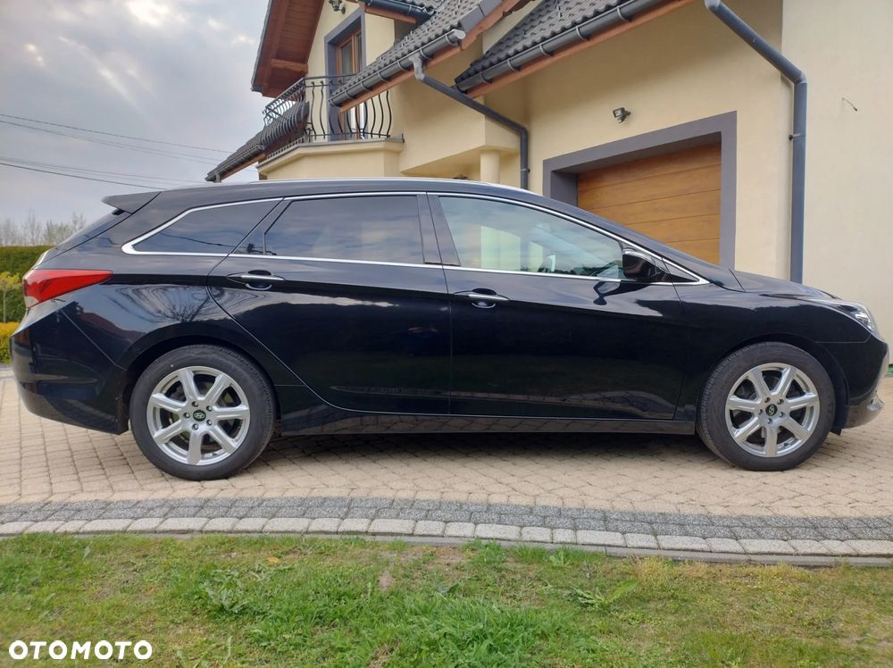 Hyundai i40 Kombi blue 1.7 CRDi Premium - 13