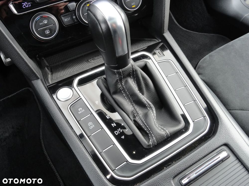 Volkswagen Arteon 2.0 TSI DSG R-Line Edition - 17