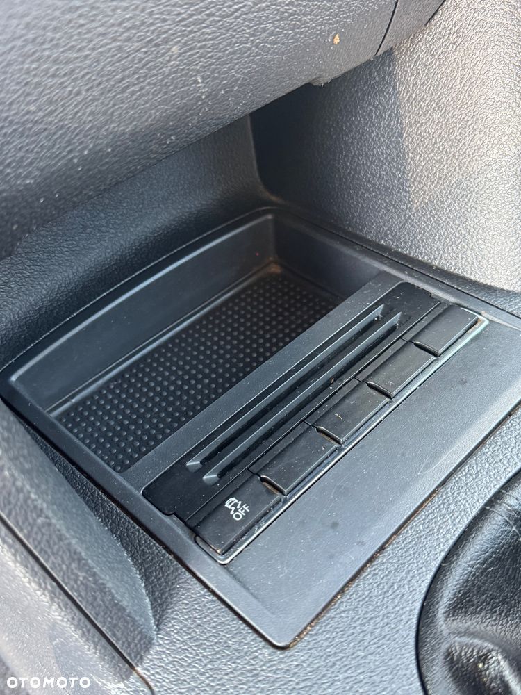 Volkswagen Touran 1.4 TSI Comfortline - 21