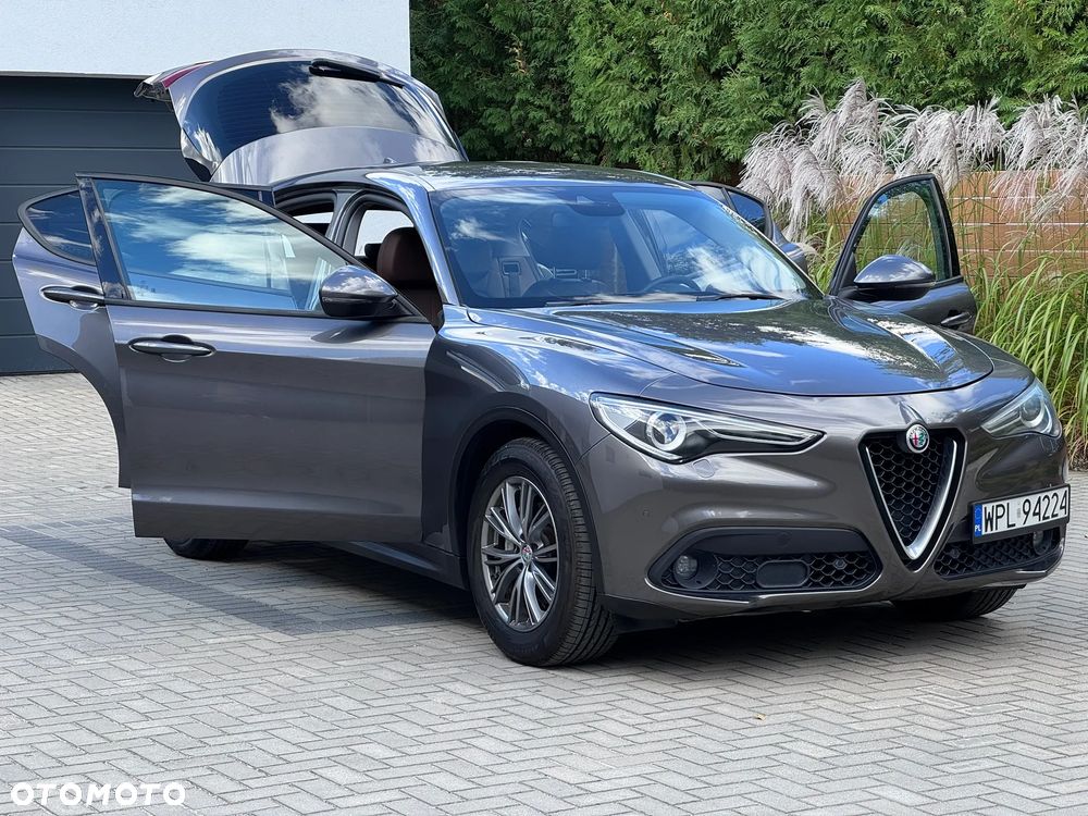 Alfa Romeo Stelvio 2.2 JTDM - 12