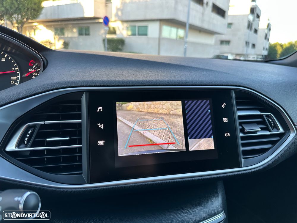 Peugeot 308 1.5 BlueHDi GT Line EAT8 - 54