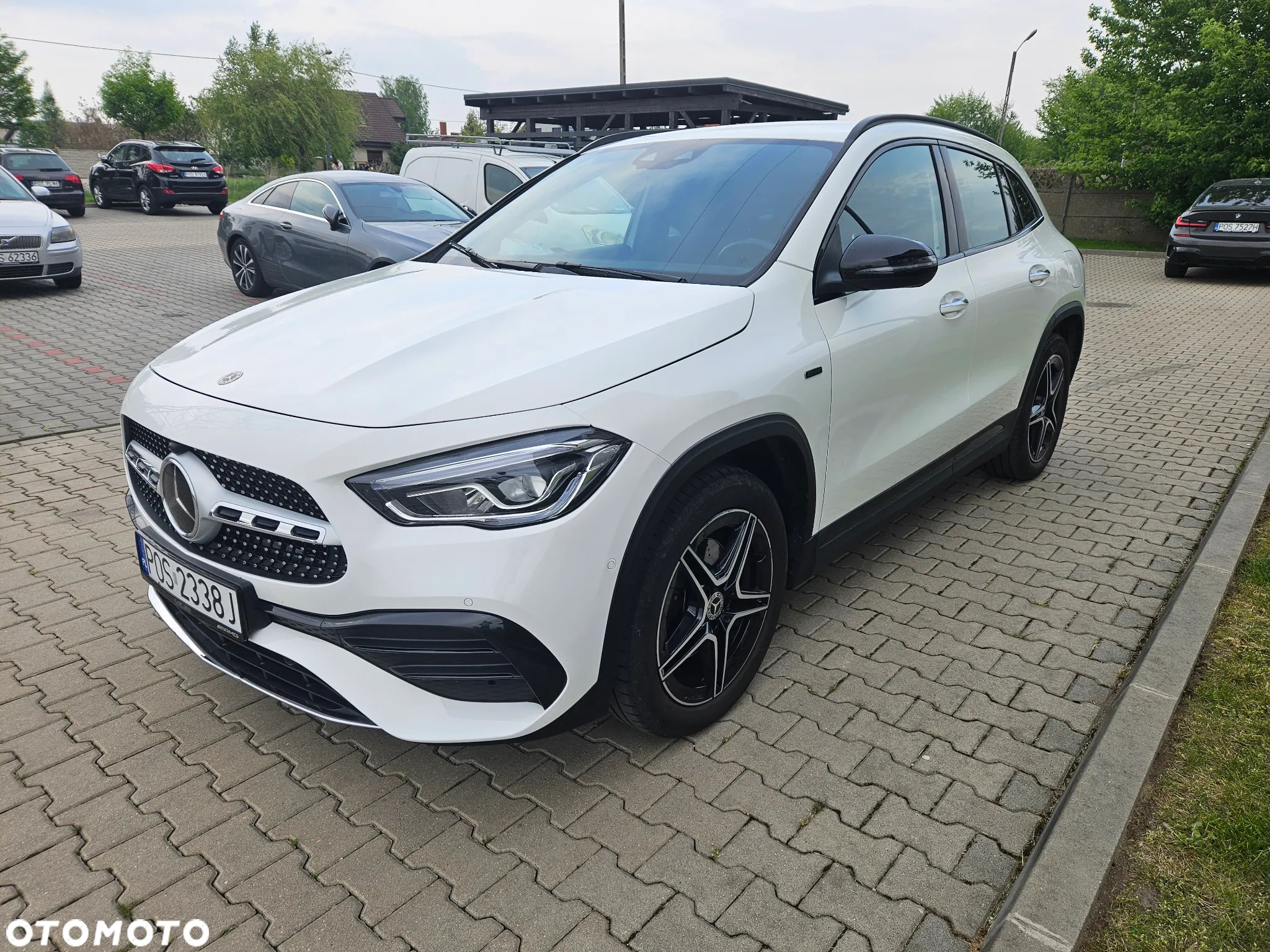 Mercedes-Benz GLA 250 e 8G-DCT AMG Line - 11