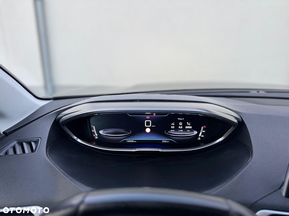 Peugeot 5008 BlueHDi 130 Allure - 26