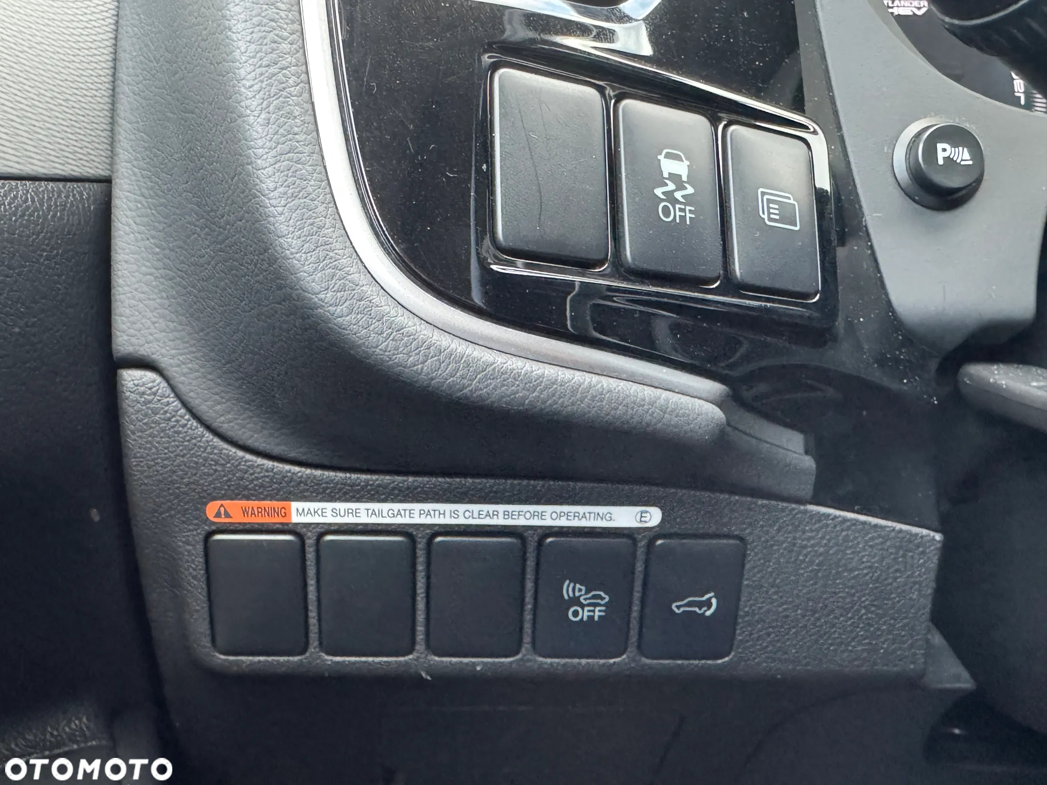 Mitsubishi Outlander PHEV Instyle NAVI + - 17