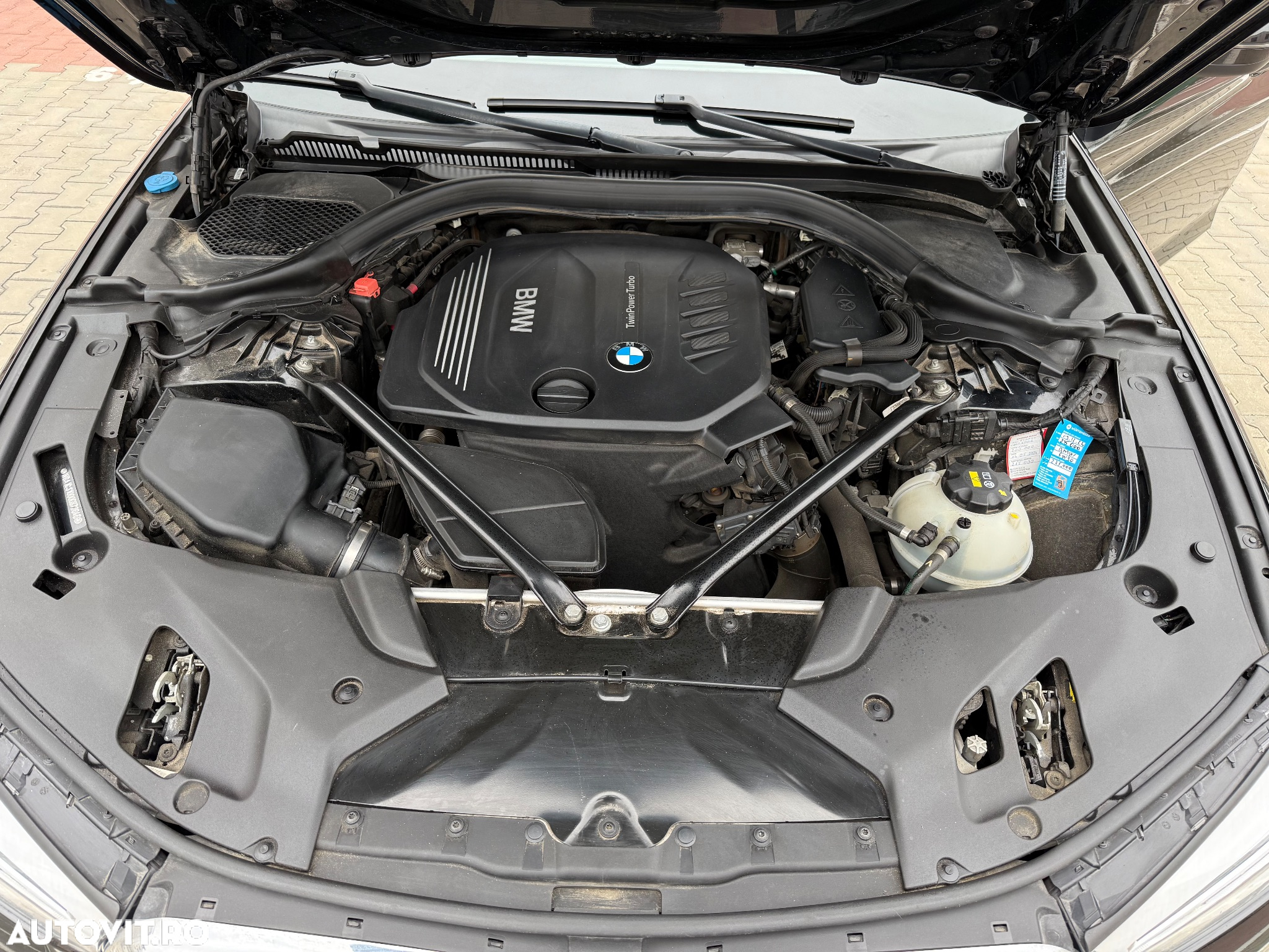 BMW Seria 5 520d AT - 21