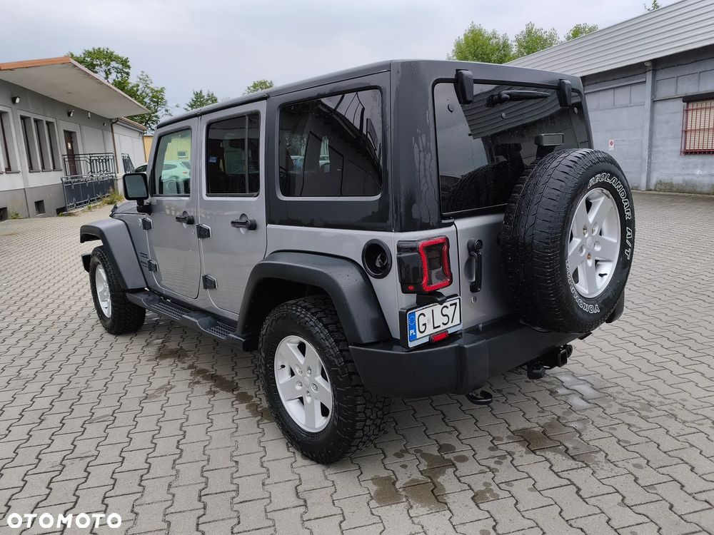 Jeep Wrangler - 6