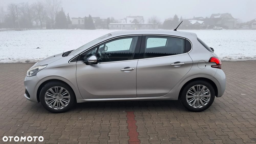 Peugeot 208 1.2 PureTech Allure - 4