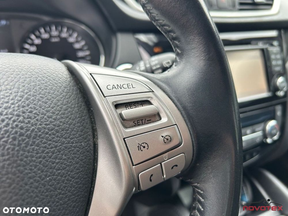 Nissan Qashqai - 12