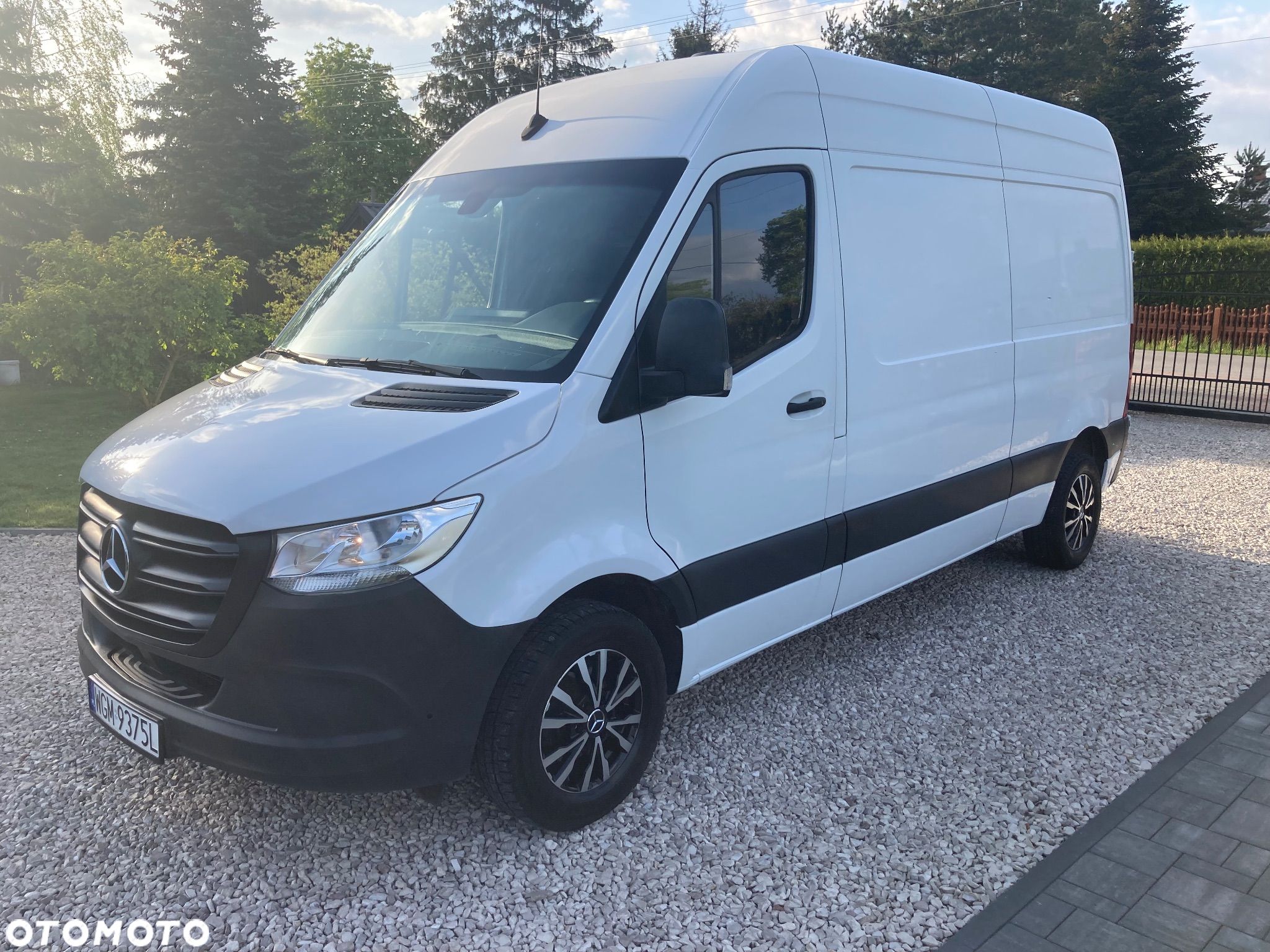 Mercedes-Benz Sprinter - 1