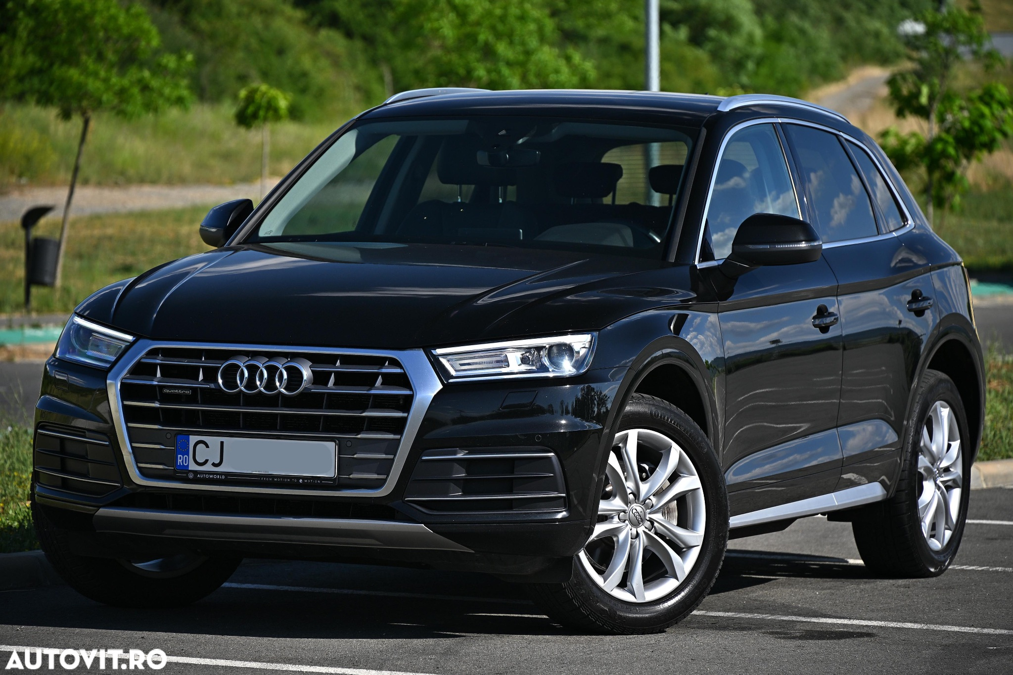 Audi Q5 2.0 40 TDI quattro S tronic Sport - 2
