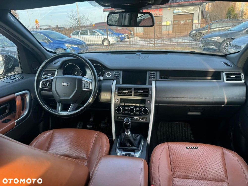 Land Rover Discovery Sport TD4 HSE Luxury - 8