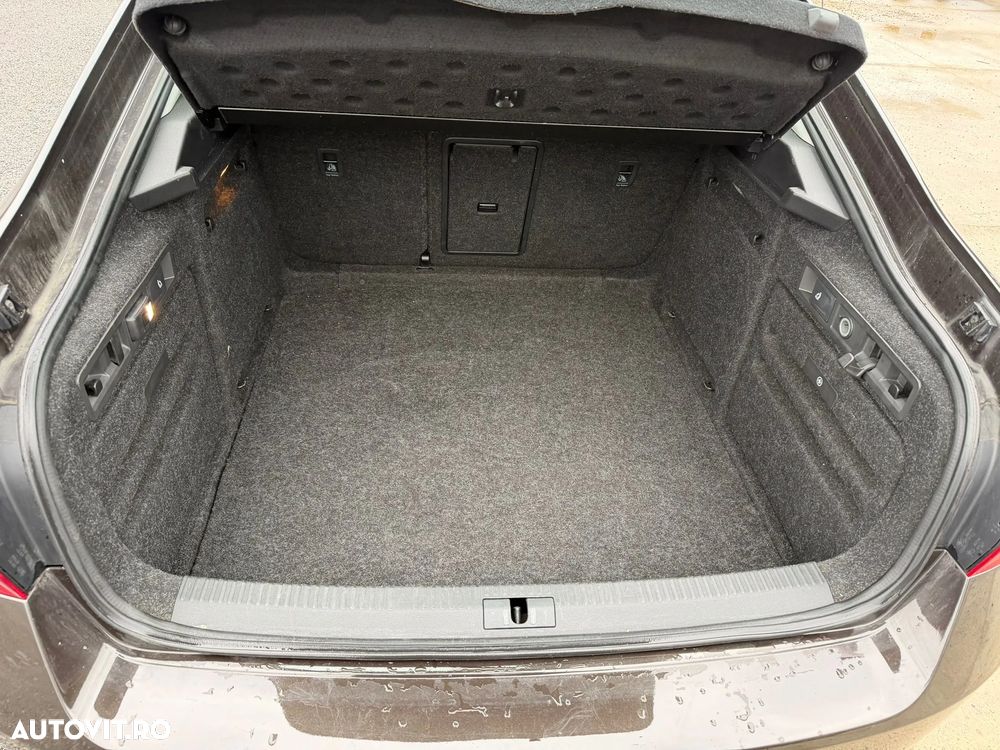 Skoda Superb 2.0 TDI Ambition - 13