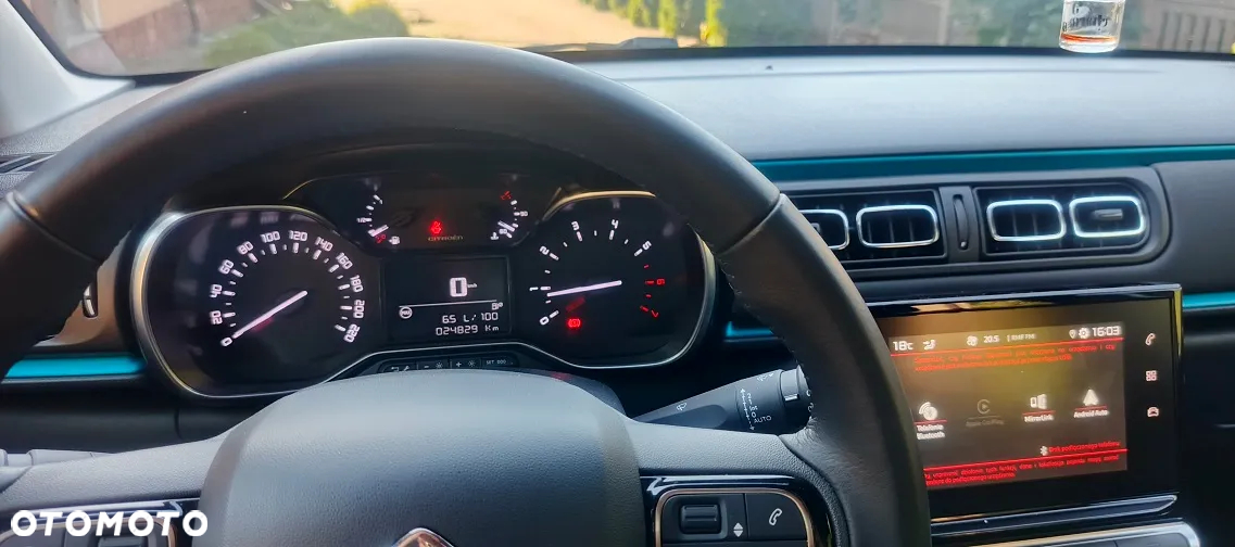 Citroën C3 1.2 PureTech Shine - 26