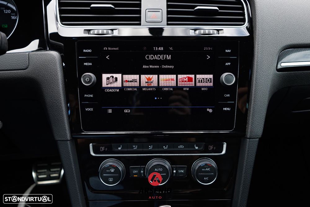 VW Golf 2.0 TSI R DSG - 38