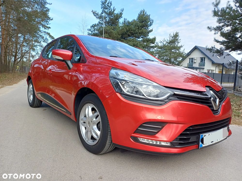 Renault Clio 0.9 TCe Limited - 9