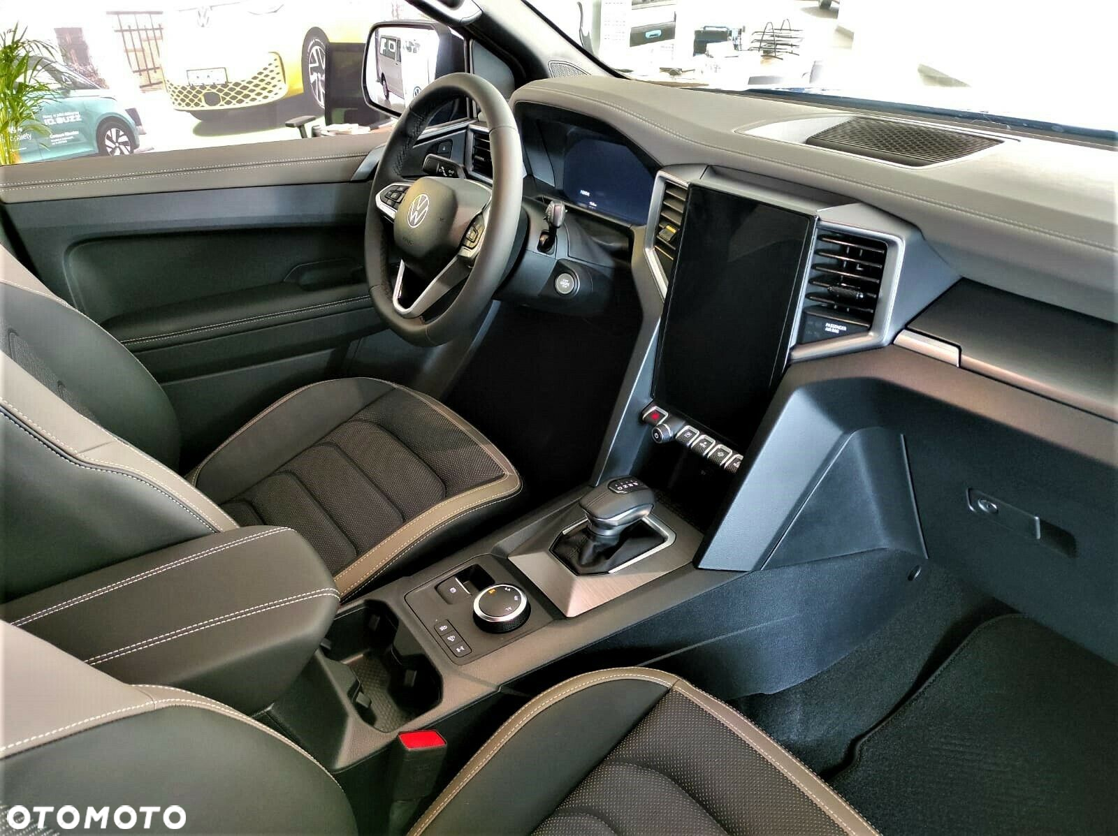 Volkswagen Amarok - 13