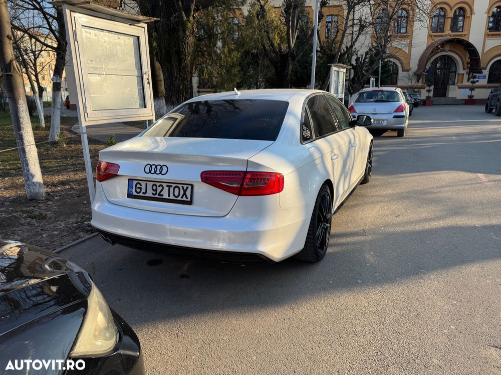 Audi A4 2.0 TDI DPF multitronic S line Sportpaket - 12