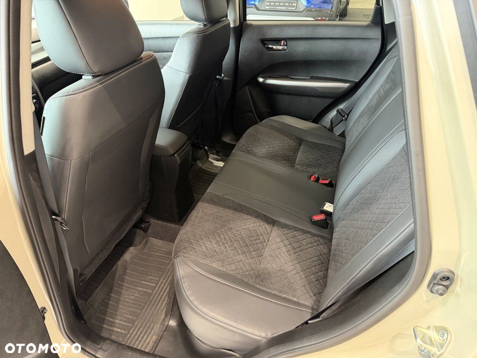 Suzuki Vitara - 9