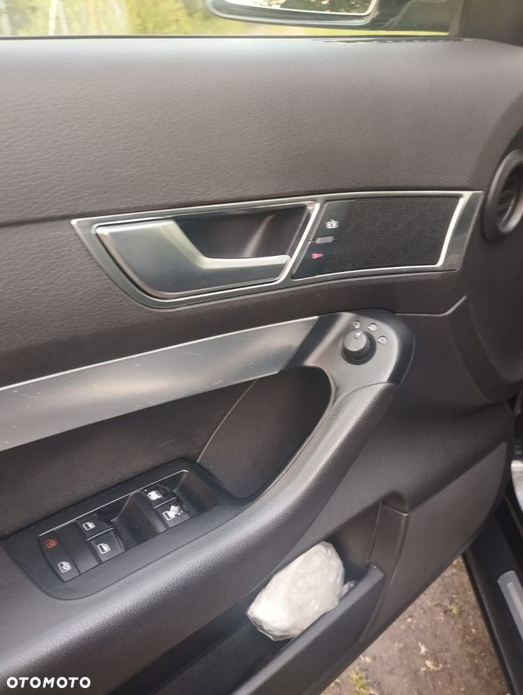 Audi A6 Avant - 9
